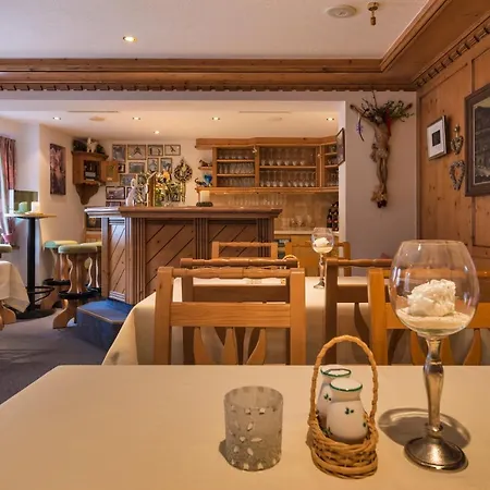 Ehrenreich Hotel 3*