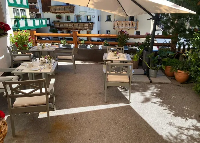 Ehrenreich Szálloda